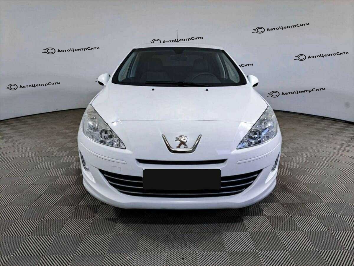 Peugeot 408 с пробегом — 2013 год. Фото: #1