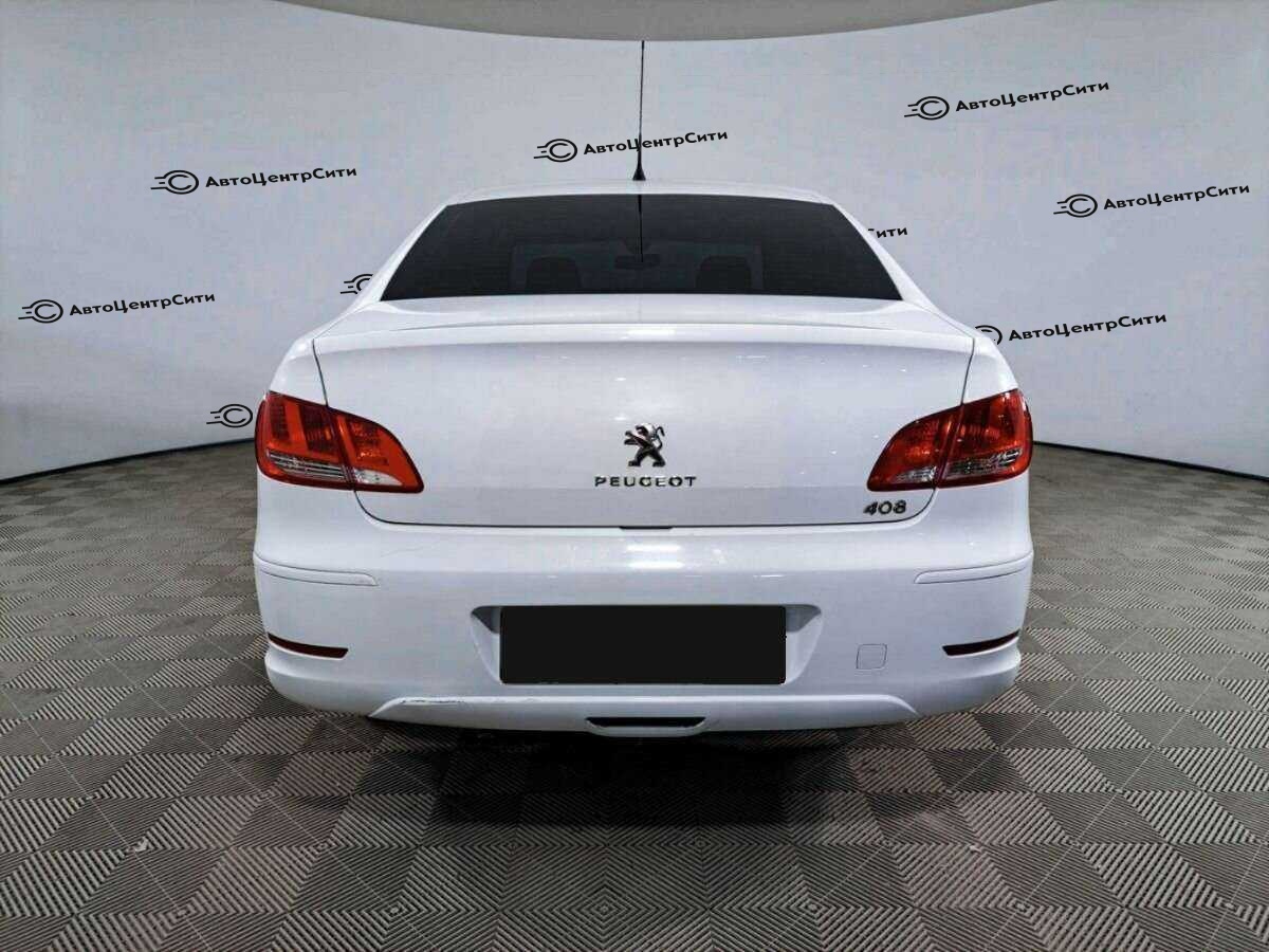Peugeot 408 с пробегом — 2013 год. Фото: #4