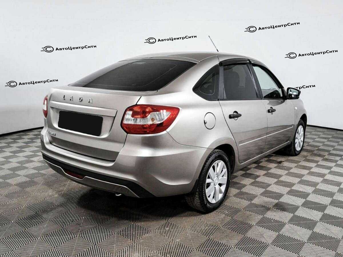 Lada (ВАЗ) Granta с пробегом — 2020 год. Фото: #3