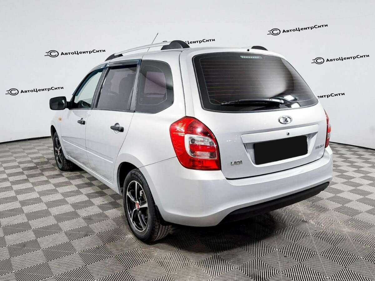 Lada (ВАЗ) Kalina с пробегом — 2016 год. Фото: #5