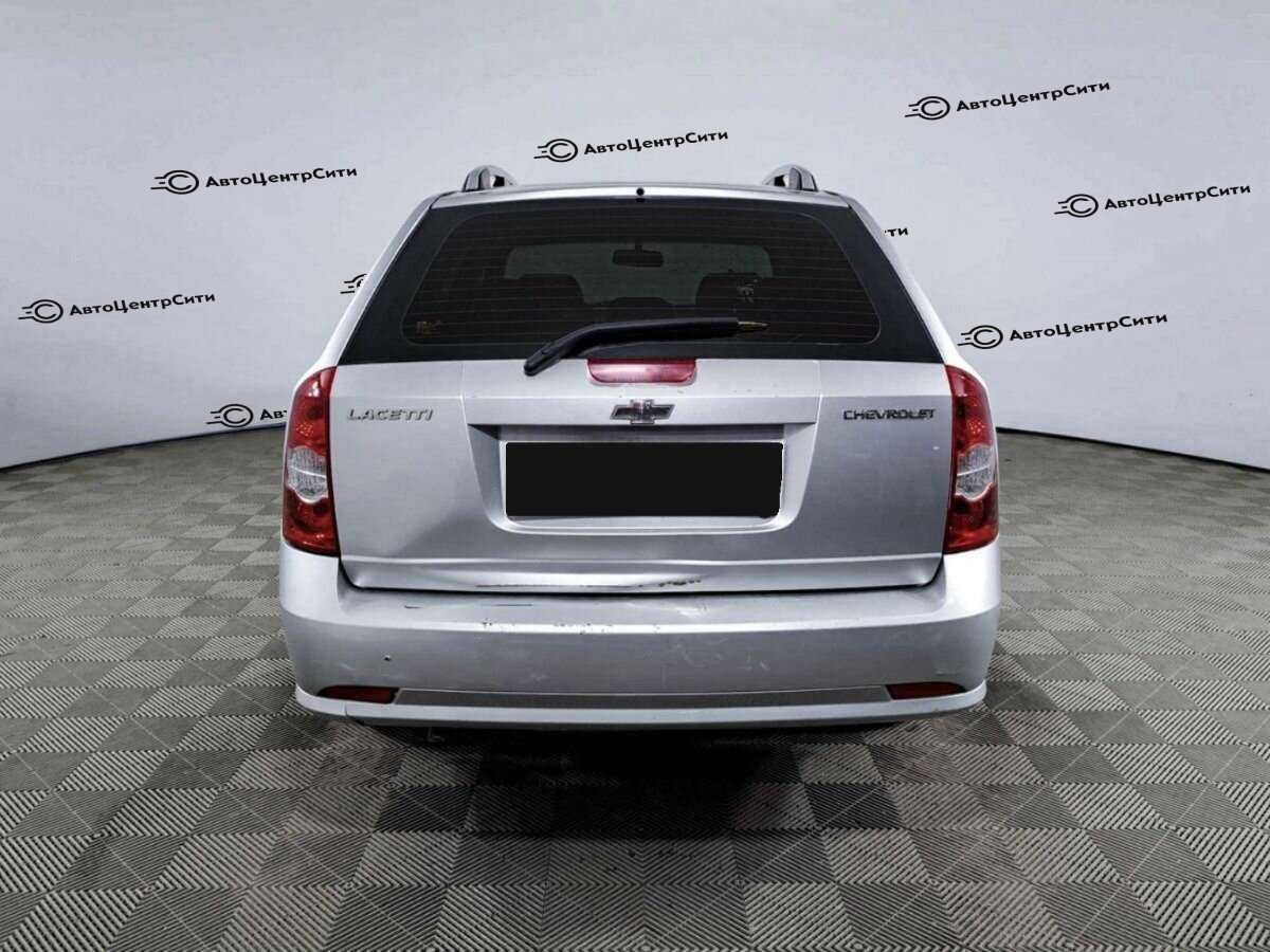 Chevrolet Lacetti с пробегом — 2012 год. Фото: #4