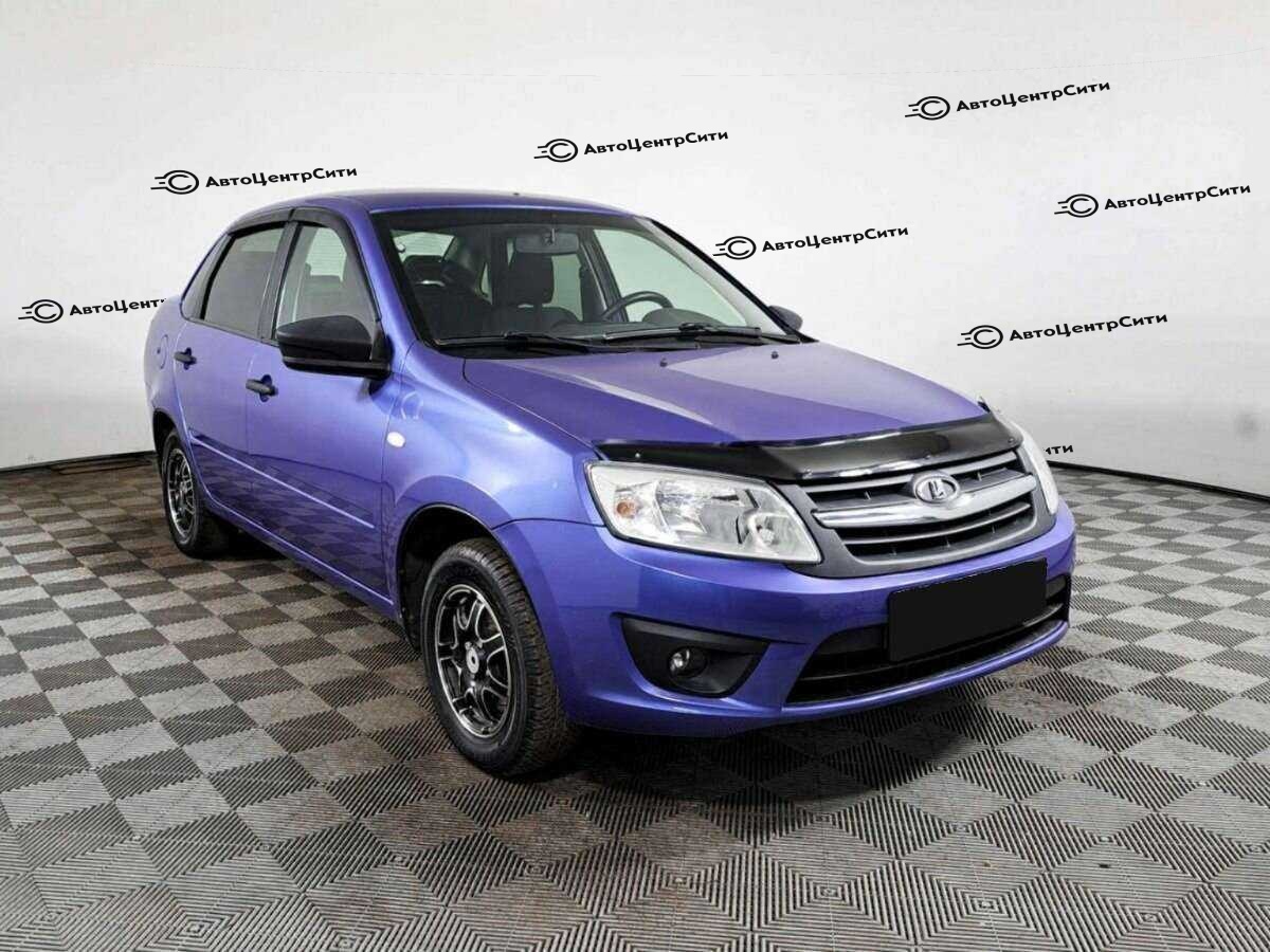 Lada (ВАЗ) Granta с пробегом — 2017 год. Фото: #2