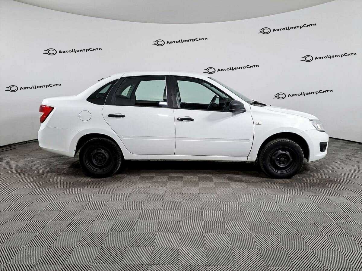 Lada (ВАЗ) Granta с пробегом — 2017 год. Фото: #3