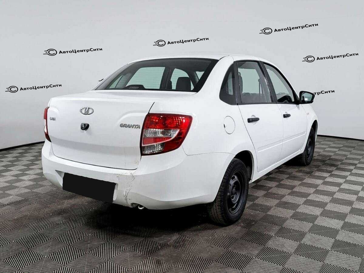 Lada (ВАЗ) Granta с пробегом — 2017 год. Фото: #4