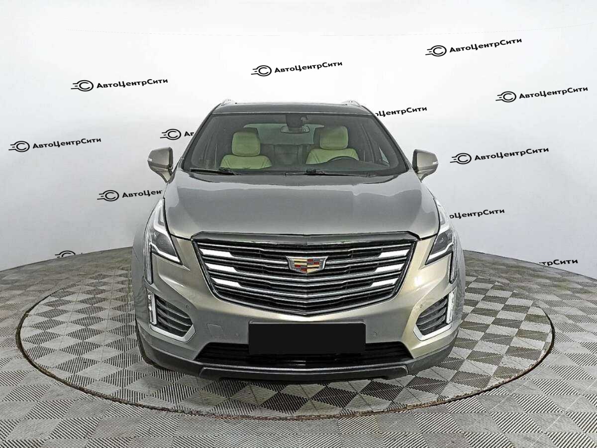 Cadillac XT5 с пробегом — 2019 год. Фото: #1