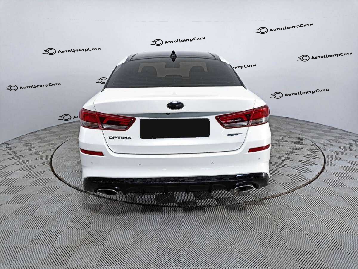 Kia Optima с пробегом — 2018 год. Фото: #5