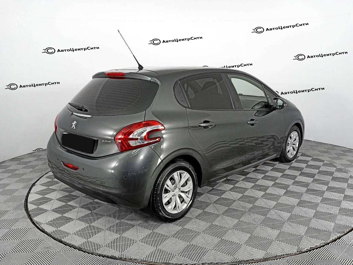Peugeot 208 с пробегом — 2013 год. Фото: #4