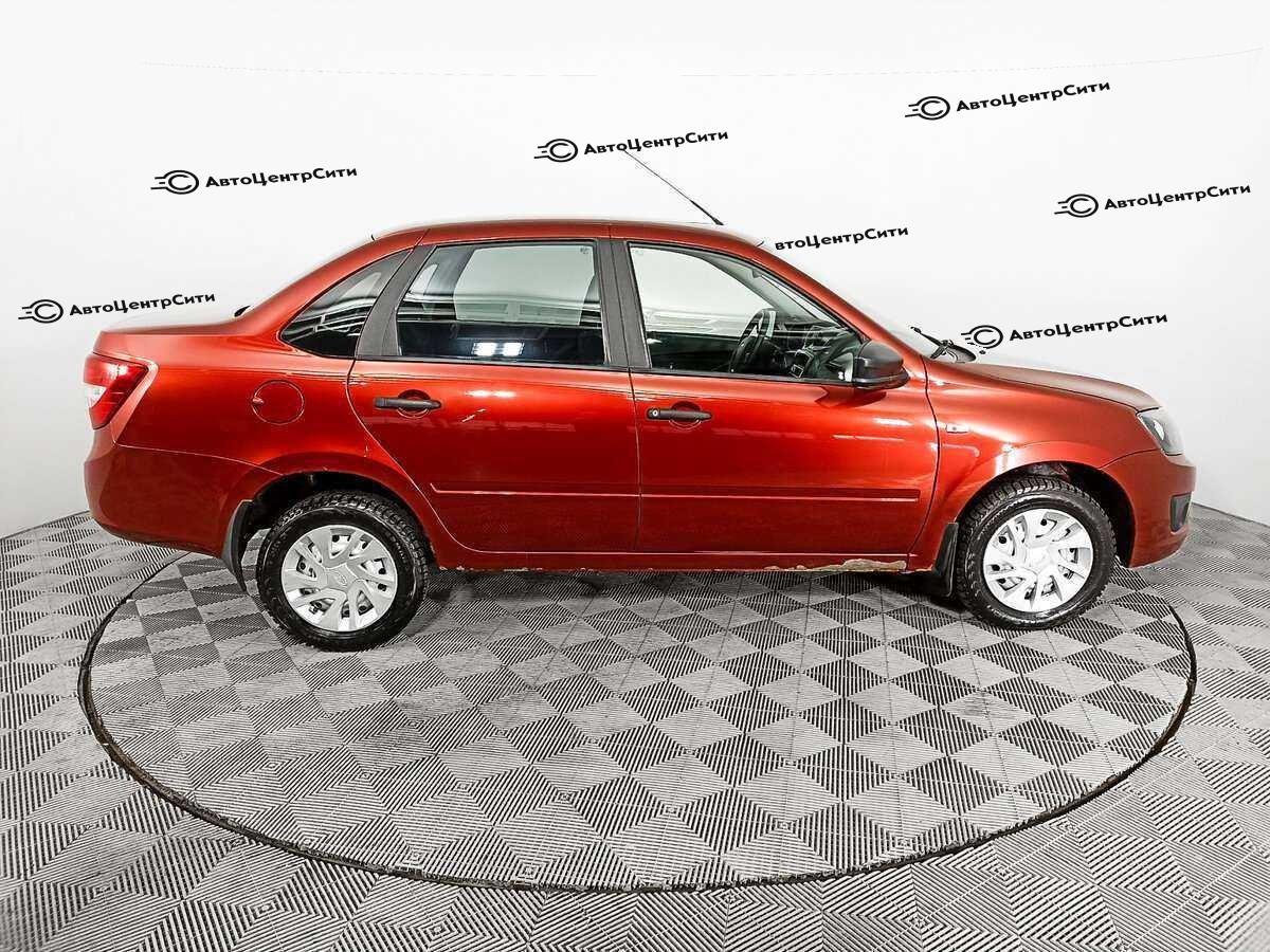 Lada (ВАЗ) Granta с пробегом — 2018 год. Фото: #3