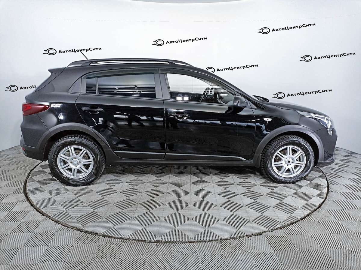 Kia Rio с пробегом — 2021 год. Фото: #3