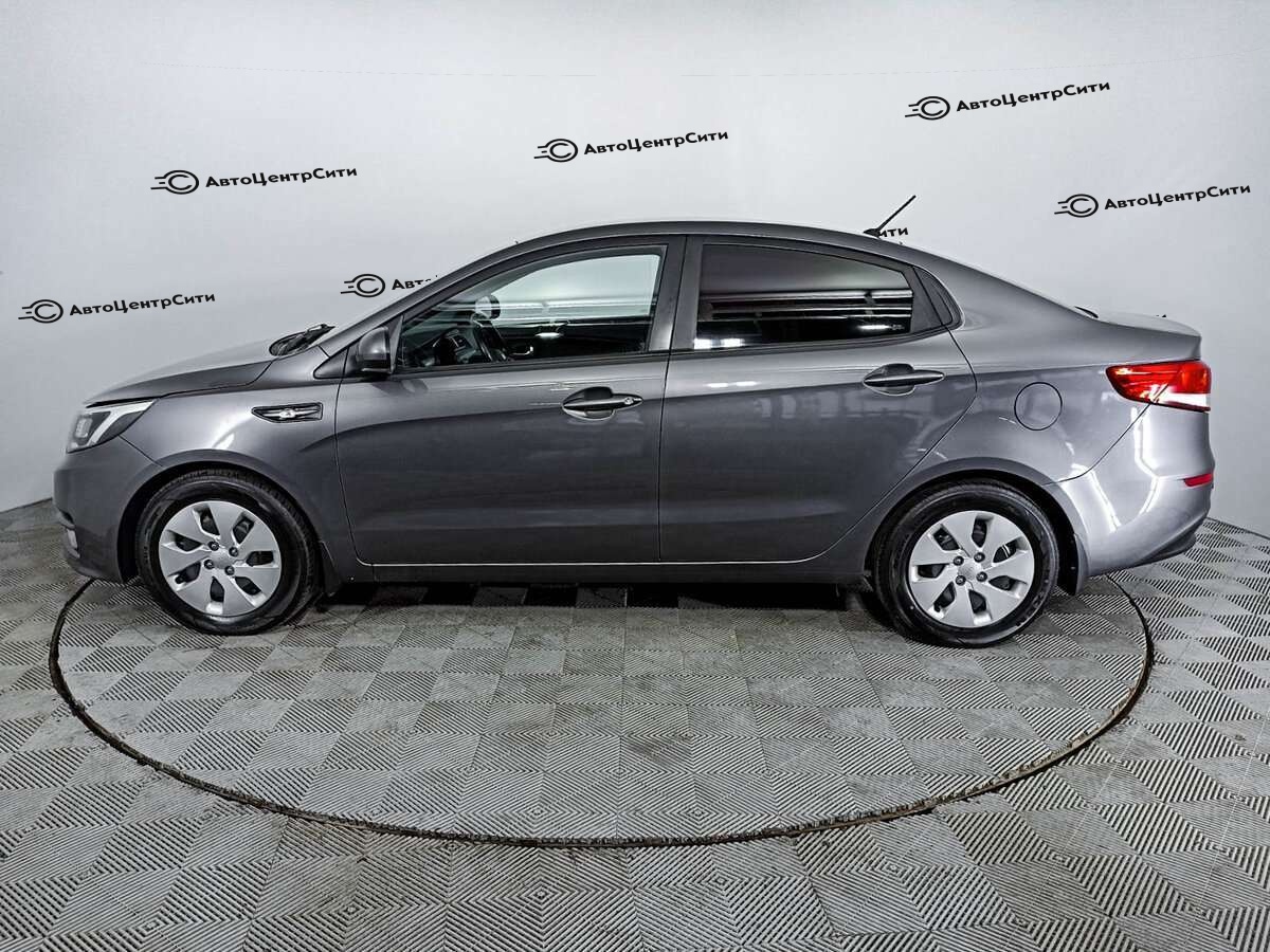 Kia Rio с пробегом — 2015 год. Фото: #7