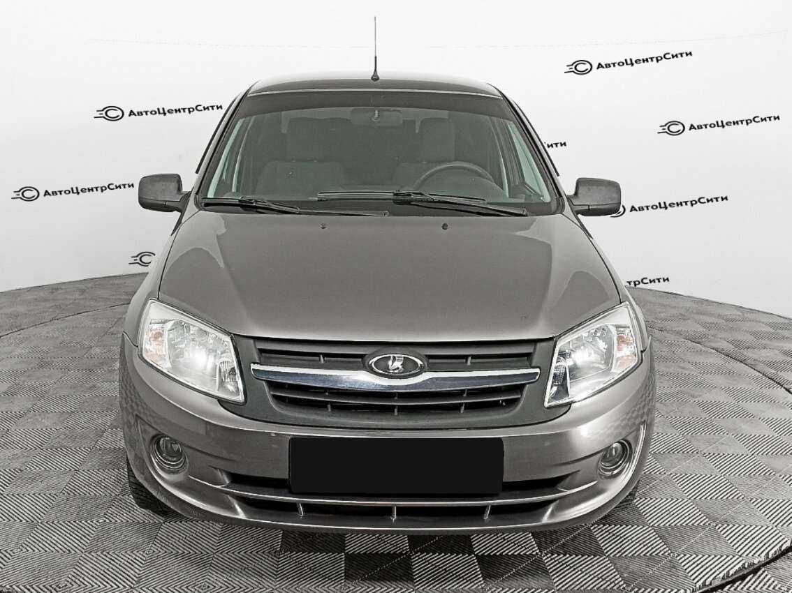 Lada (ВАЗ) Granta с пробегом — 2014 год. Фото: #1