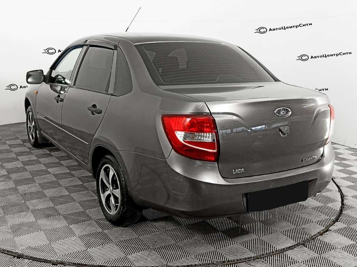 Lada (ВАЗ) Granta с пробегом — 2014 год. Фото: #5
