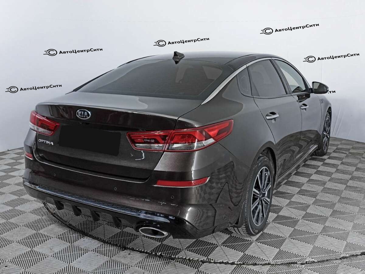 Kia Optima с пробегом — 2018 год. Фото: #4