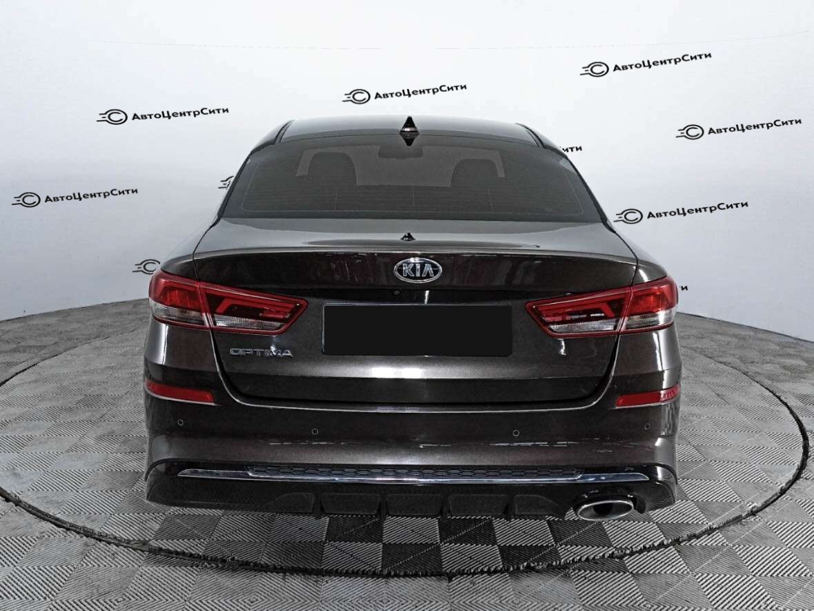 Kia Optima с пробегом — 2018 год. Фото: #5