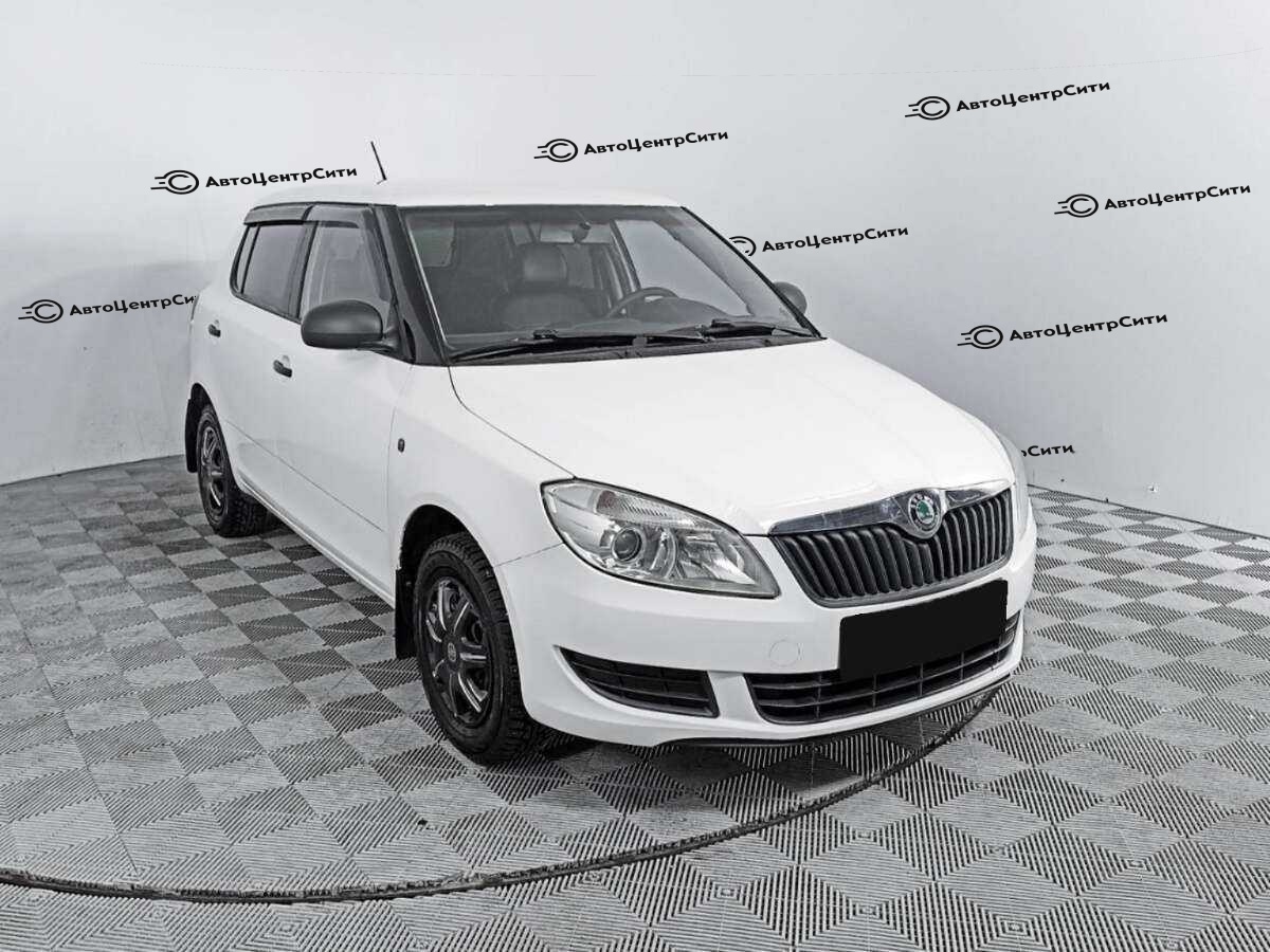 Skoda Fabia с пробегом — 2012 год. Фото: #2