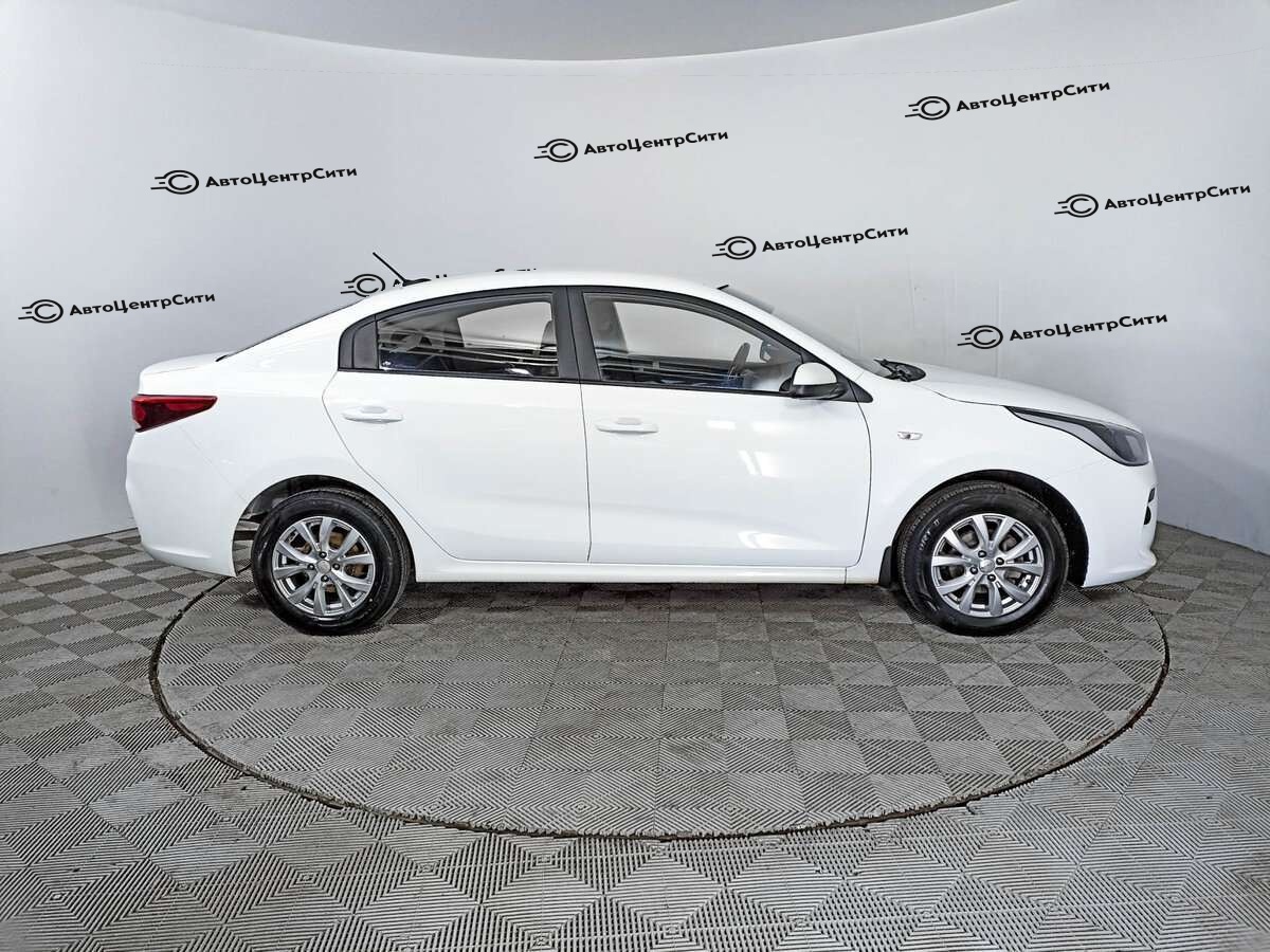 Kia Rio с пробегом — 2018 год. Фото: #3