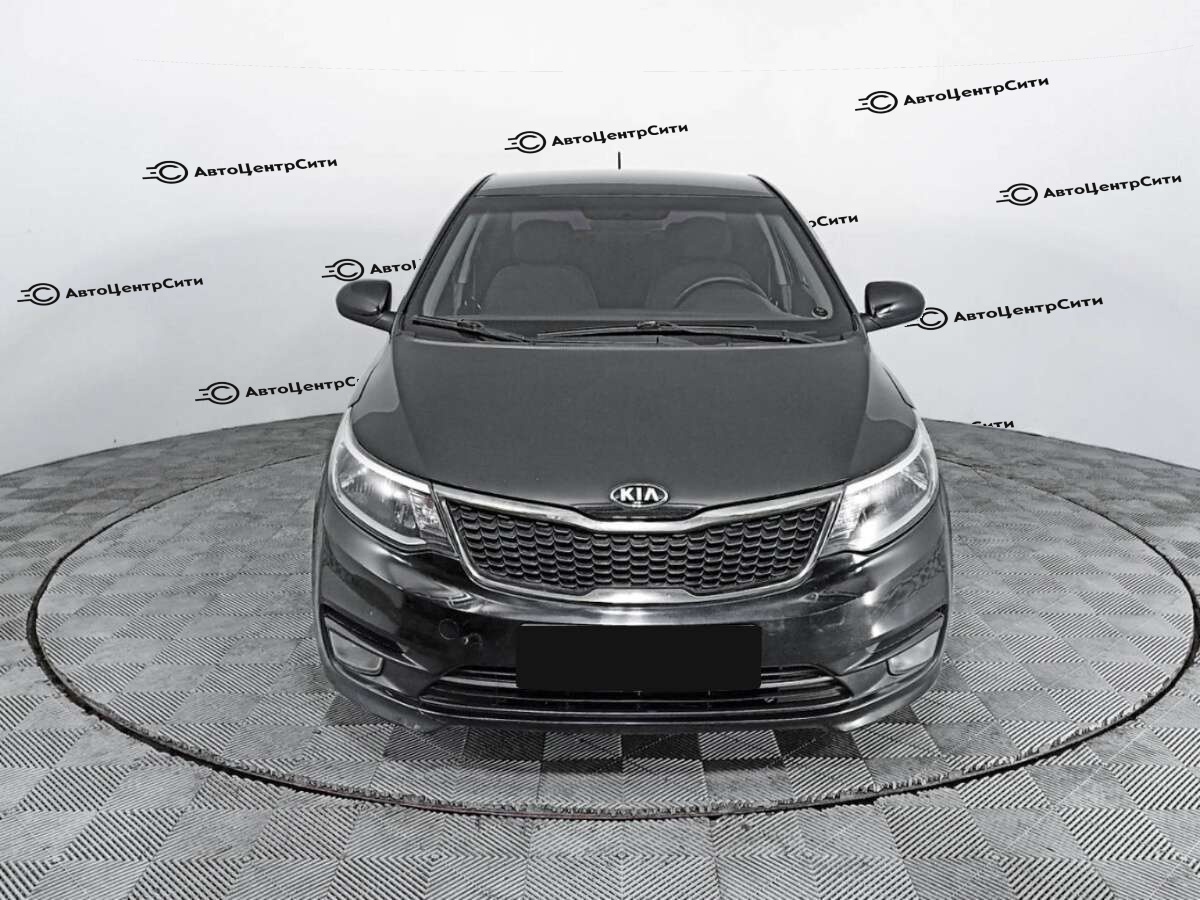 Kia Rio с пробегом — 2017 год. Фото: #1