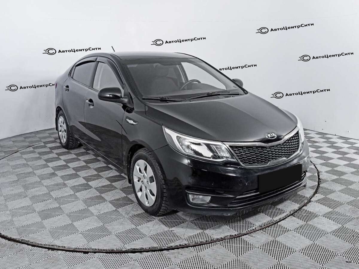Kia Rio с пробегом — 2017 год. Фото: #2