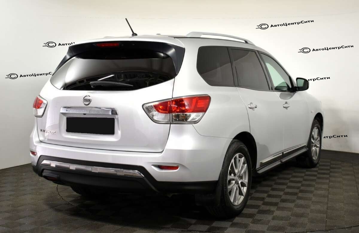 Nissan Pathfinder с пробегом — 2015 год. Фото: #3