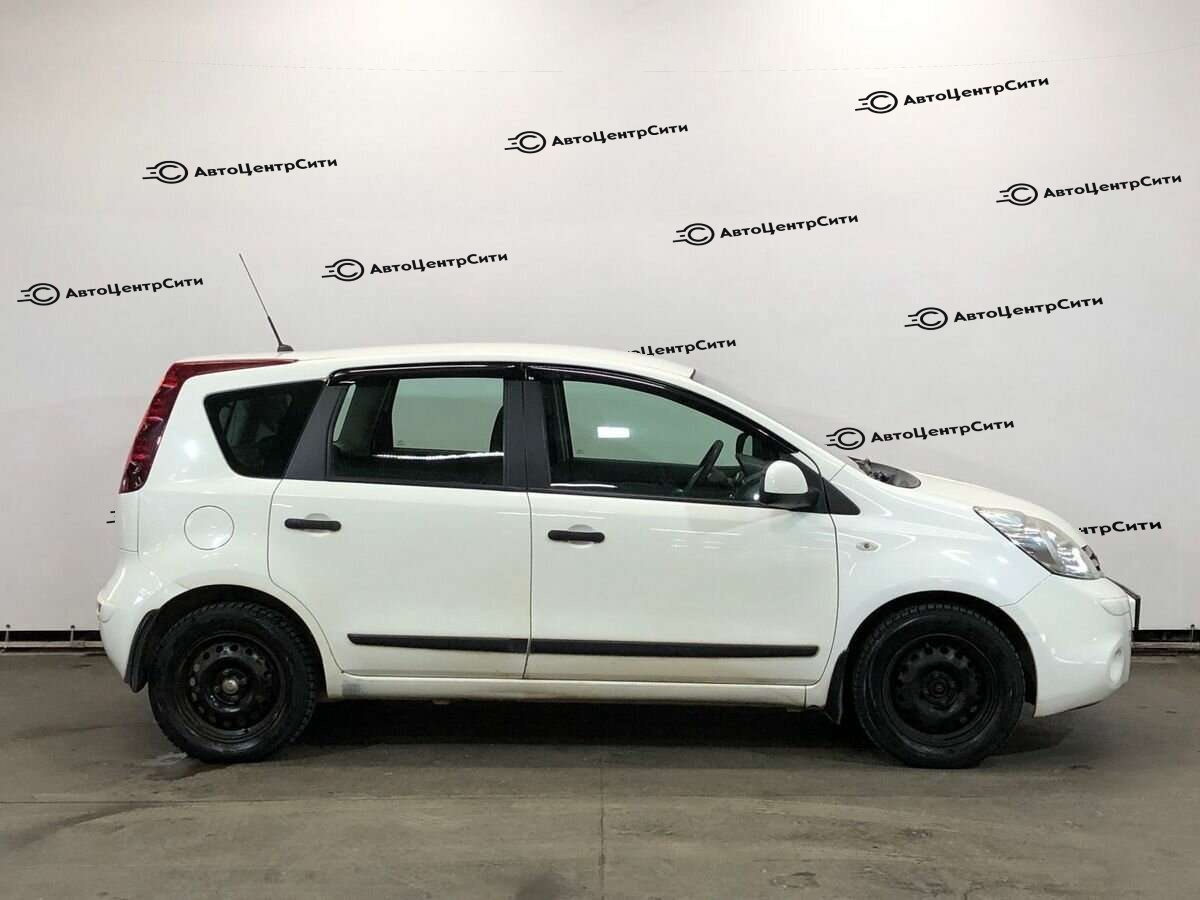 Nissan Note с пробегом — 2013 год. Фото: #3