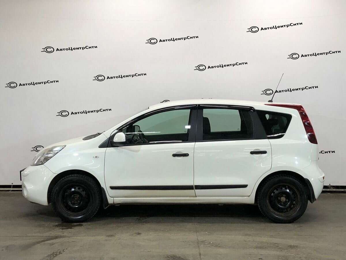 Nissan Note с пробегом — 2013 год. Фото: #7