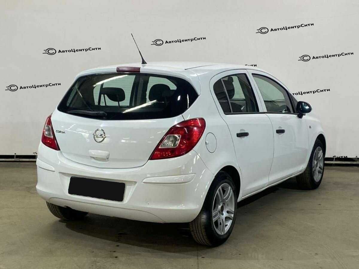 Opel Corsa с пробегом — 2012 год. Фото: #4