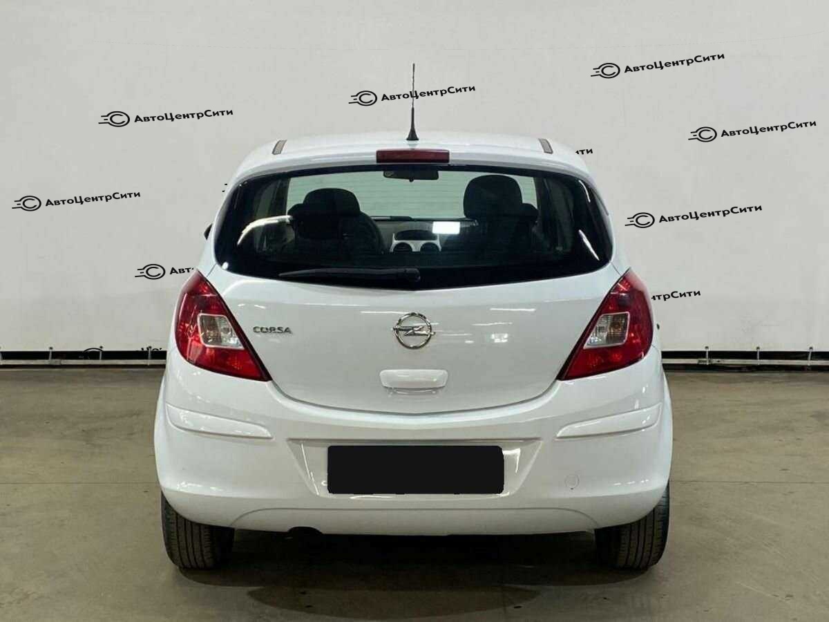 Opel Corsa с пробегом — 2012 год. Фото: #5
