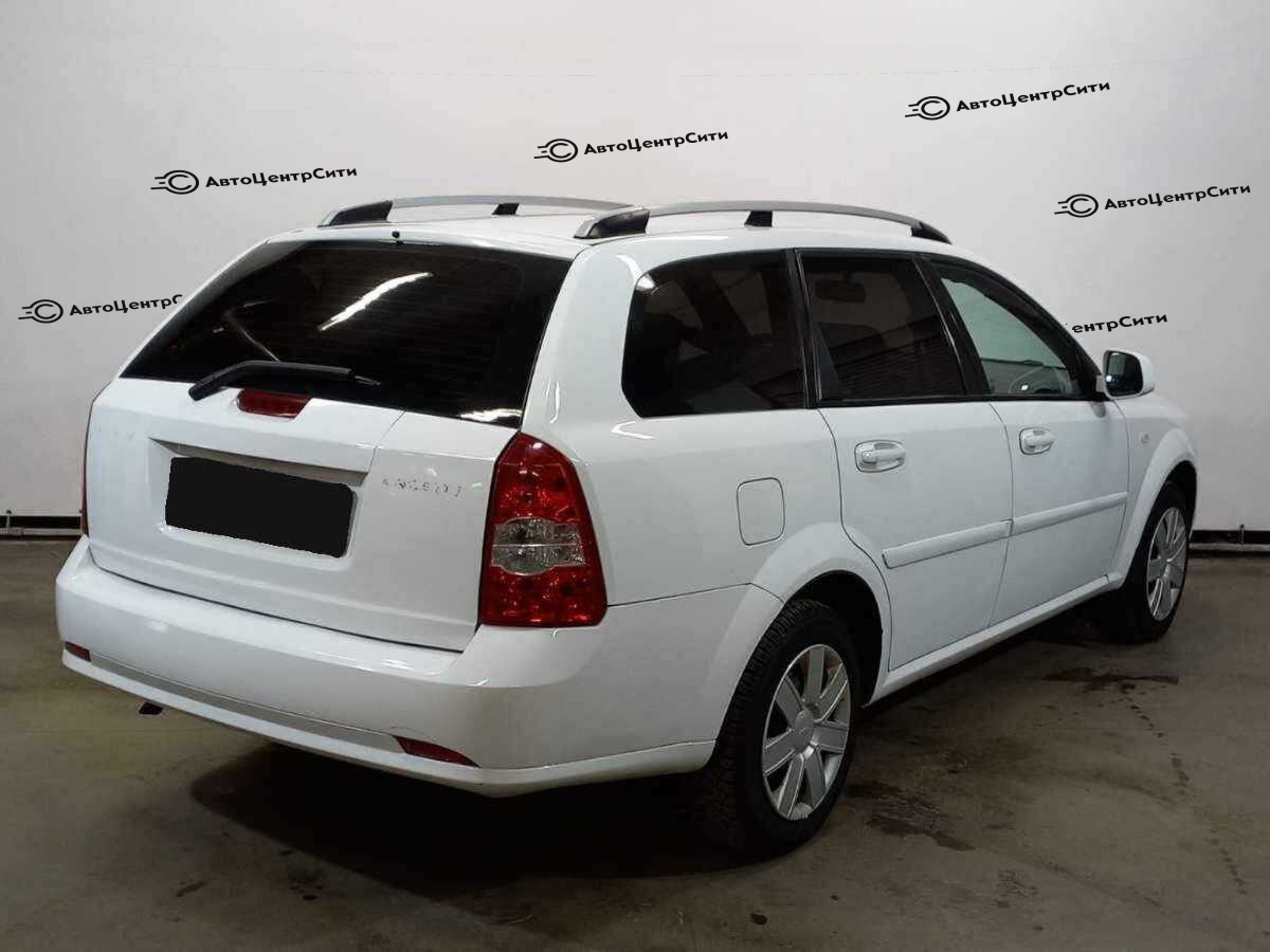 Chevrolet Lacetti с пробегом — 2012 год. Фото: #4