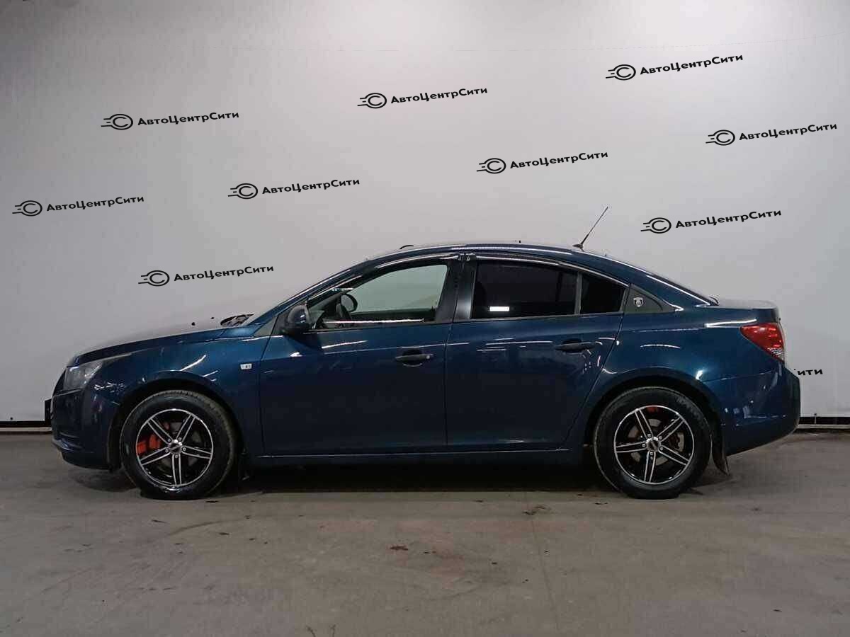 Chevrolet Cruze с пробегом — 2012 год. Фото: #7