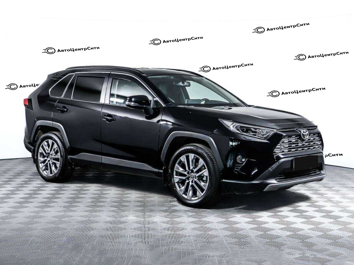 Toyota RAV4 с пробегом — 2021 год. Фото: #2