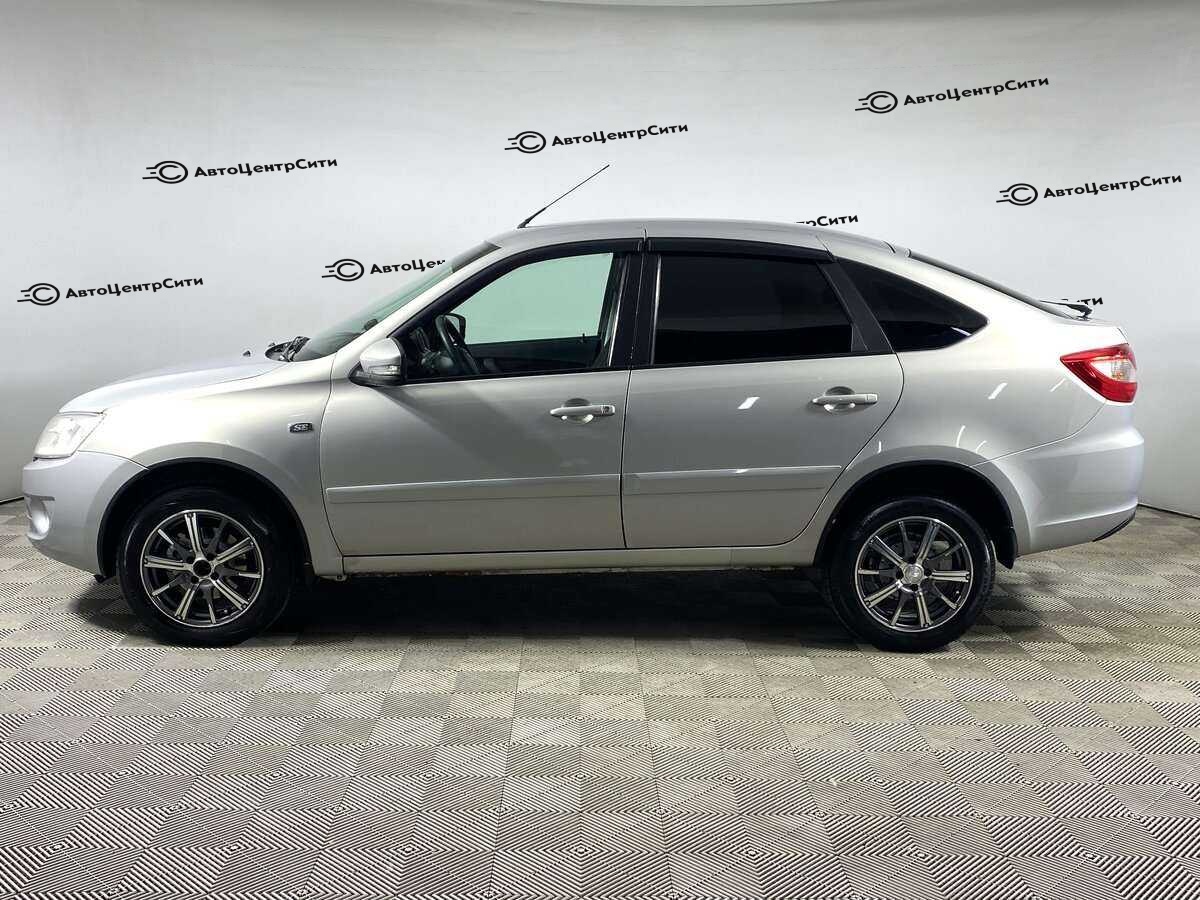 Lada (ВАЗ) Granta с пробегом — 2014 год. Фото: #6