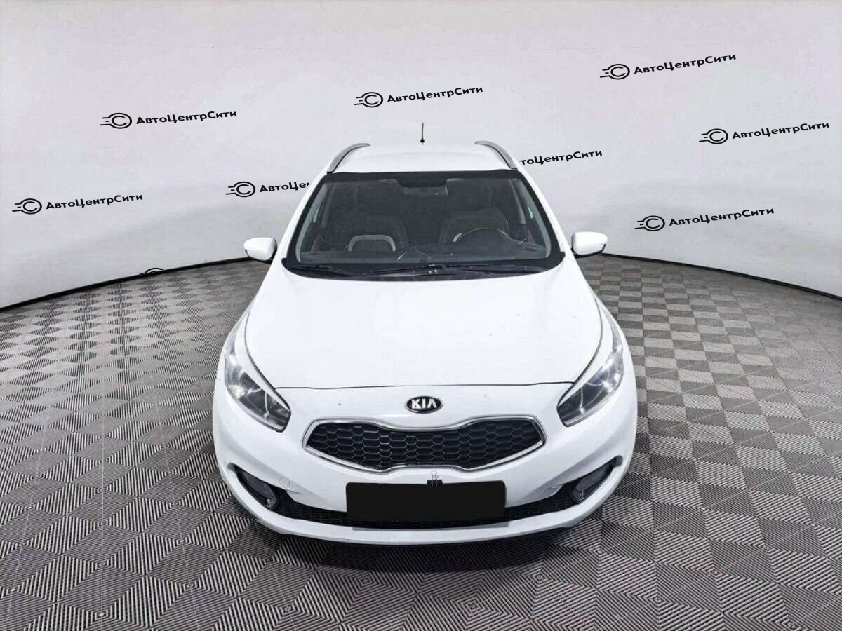 Kia Ceed с пробегом — 2012 год. Фото: #1