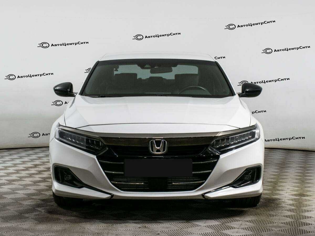 Honda Accord с пробегом — 2022 год. Фото: #1