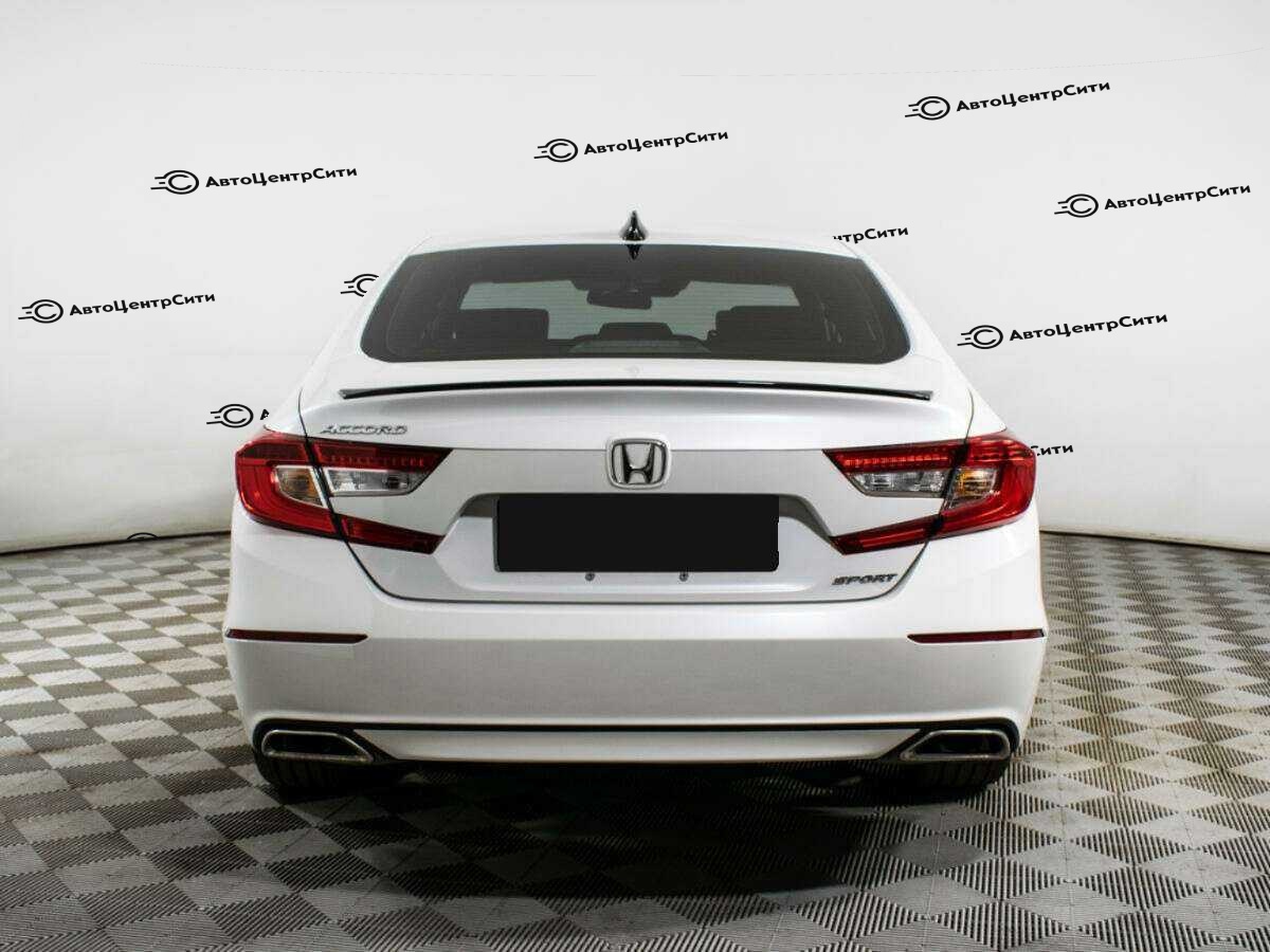Honda Accord с пробегом — 2022 год. Фото: #4