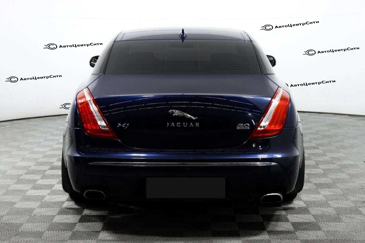 Jaguar XJ с пробегом — 2013 год. Фото: #5