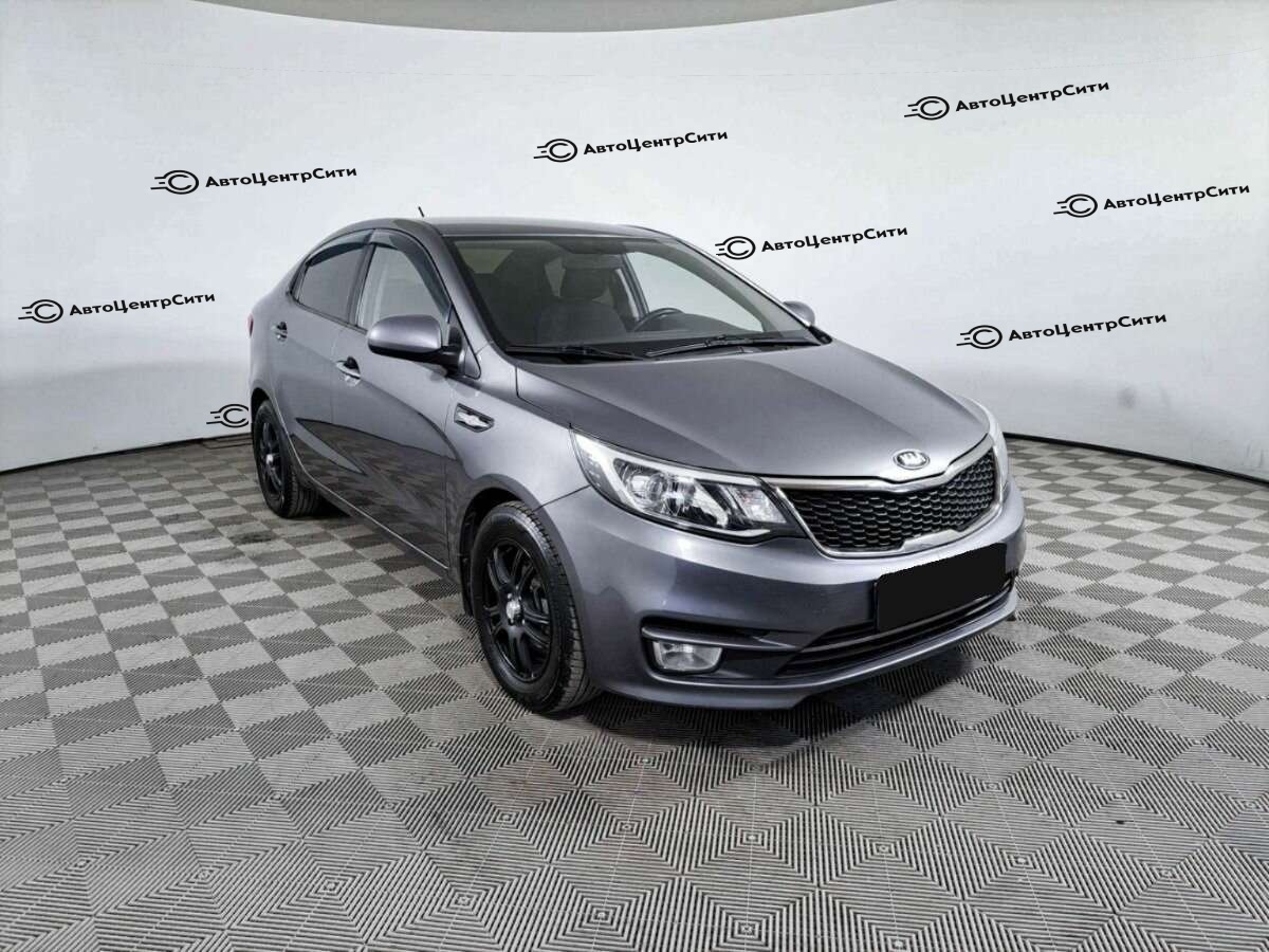 Kia Rio с пробегом — 2017 год. Фото: #2