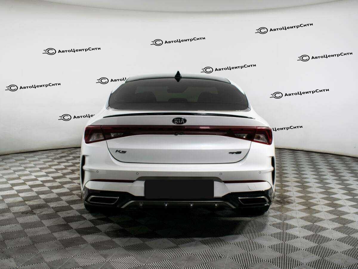 Kia K5 с пробегом — 2021 год. Фото: #3