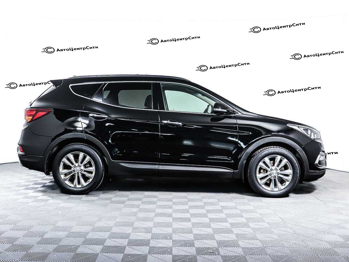 Hyundai Santa Fe с пробегом — 2018 год. Фото: #3