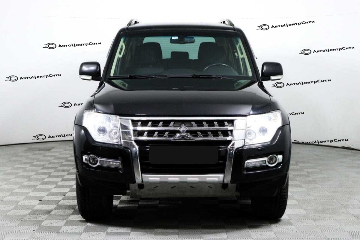 Mitsubishi Pajero с пробегом — 2018 год. Фото: #1