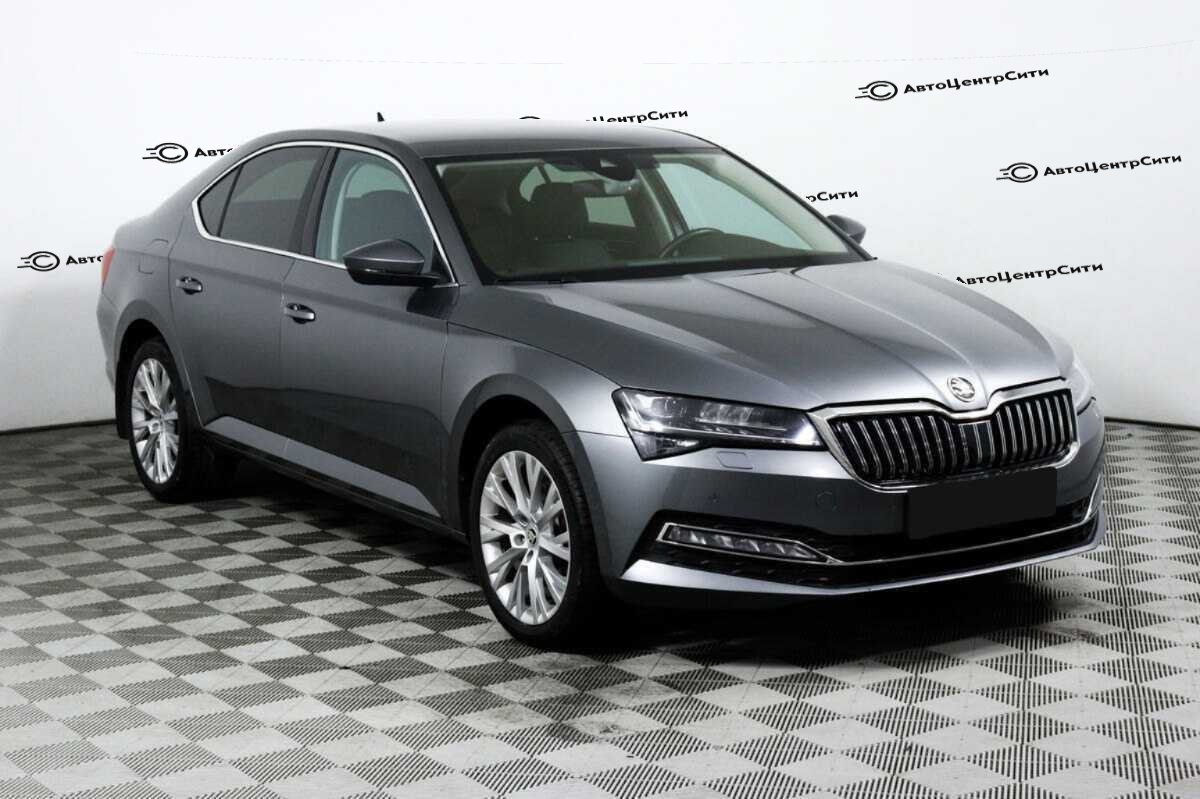 Skoda Superb с пробегом — 2021 год. Фото: #2