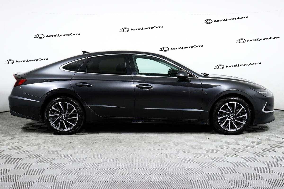 Hyundai Sonata с пробегом — 2022 год. Фото: #3