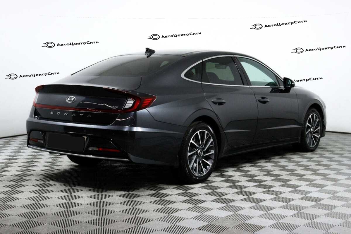 Hyundai Sonata с пробегом — 2022 год. Фото: #4