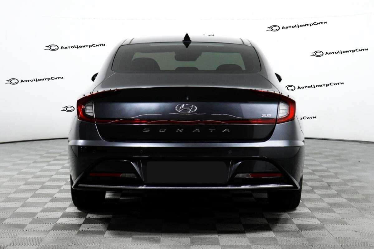 Hyundai Sonata с пробегом — 2022 год. Фото: #5