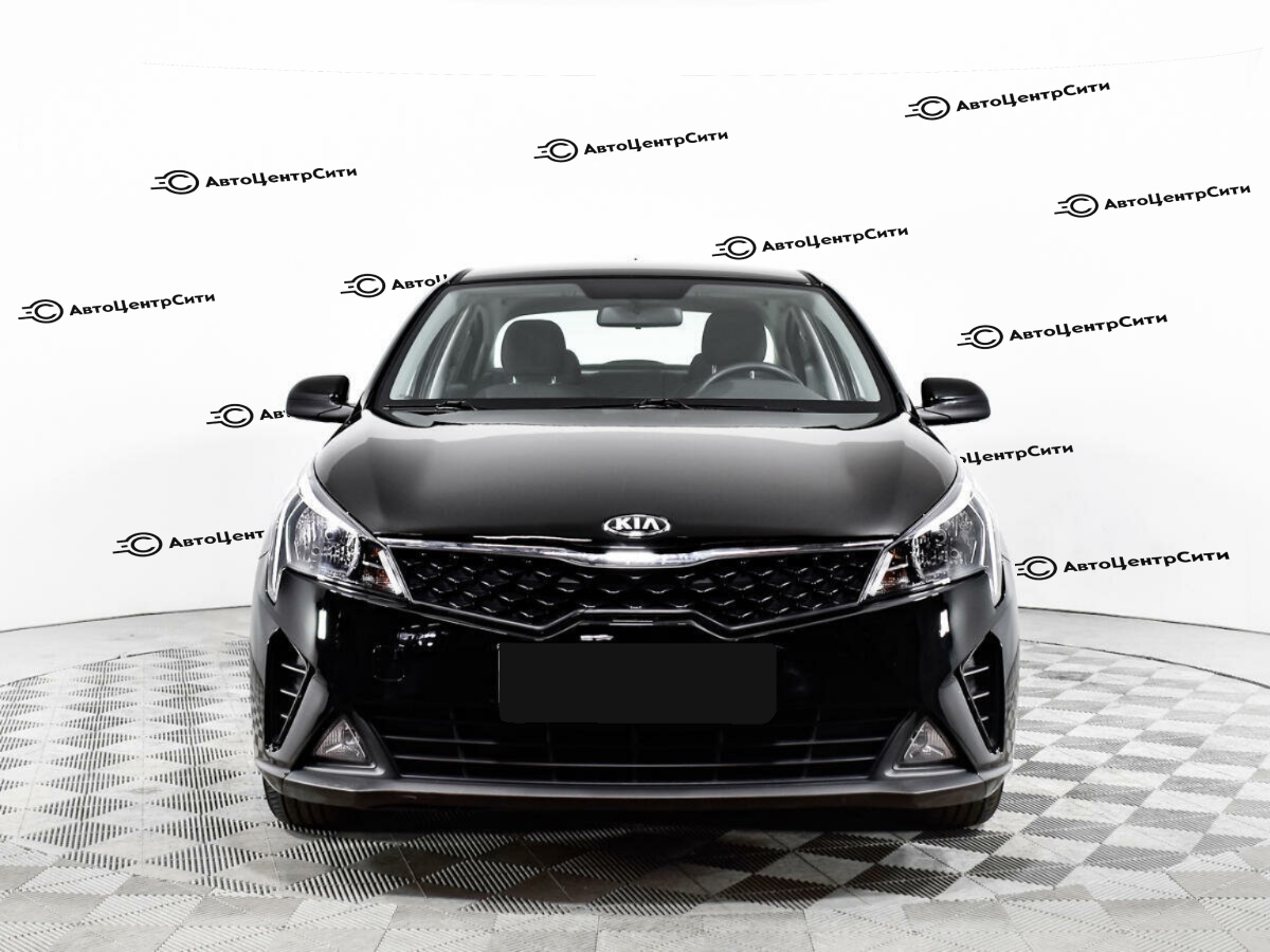 Kia Rio с пробегом — 2020 год. Фото: #1