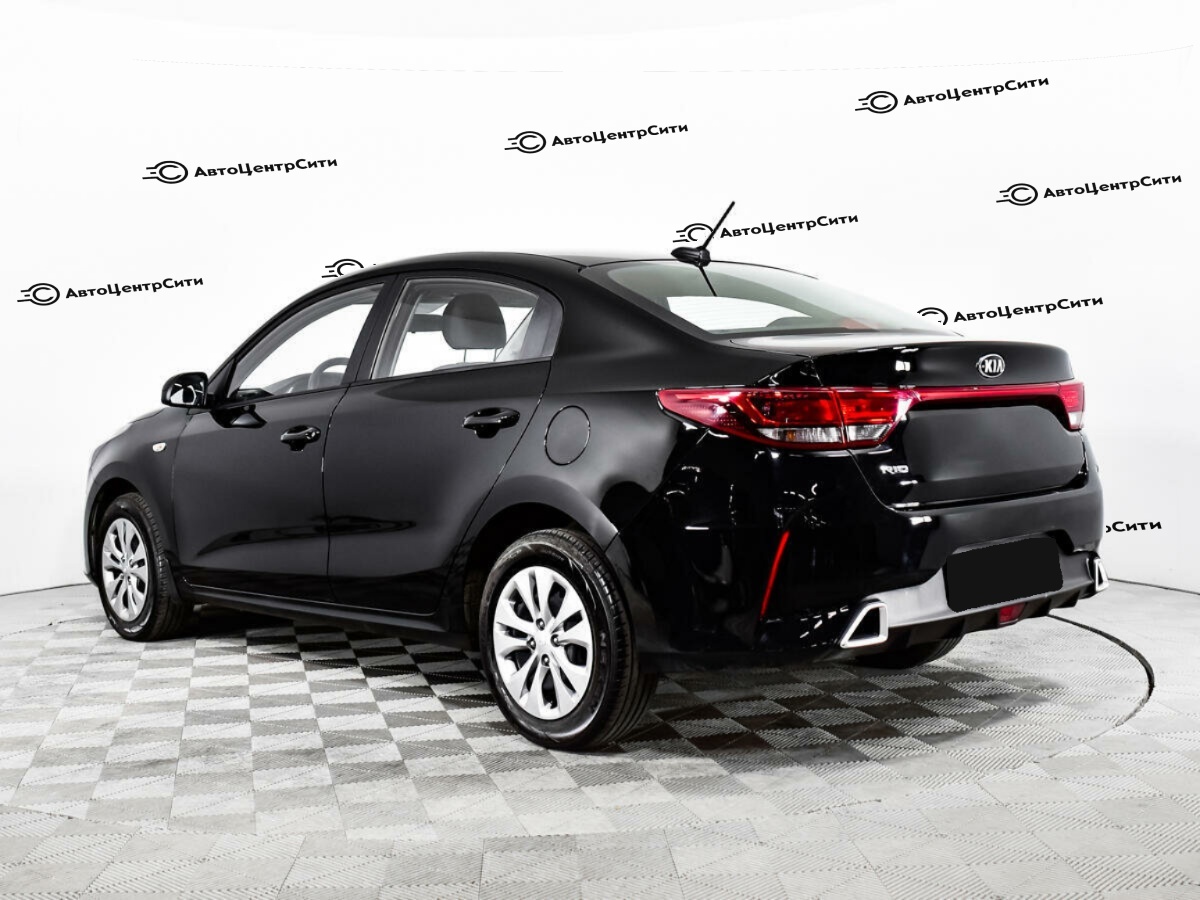 Kia Rio с пробегом — 2020 год. Фото: #6