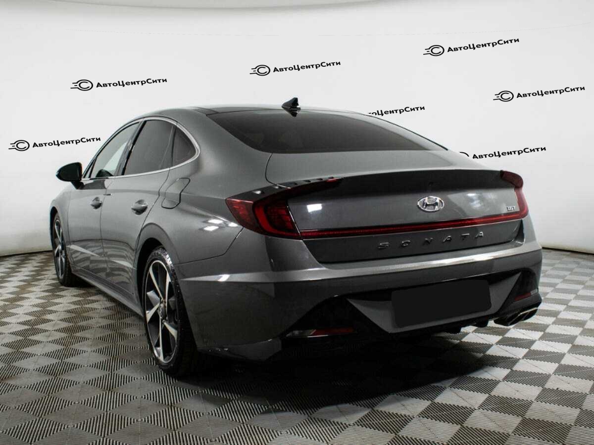 Hyundai Sonata с пробегом — 2021 год. Фото: #4
