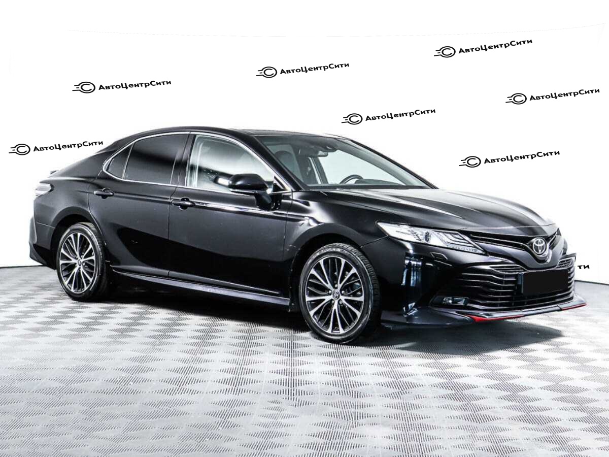 Toyota Camry с пробегом — 2020 год. Фото: #2