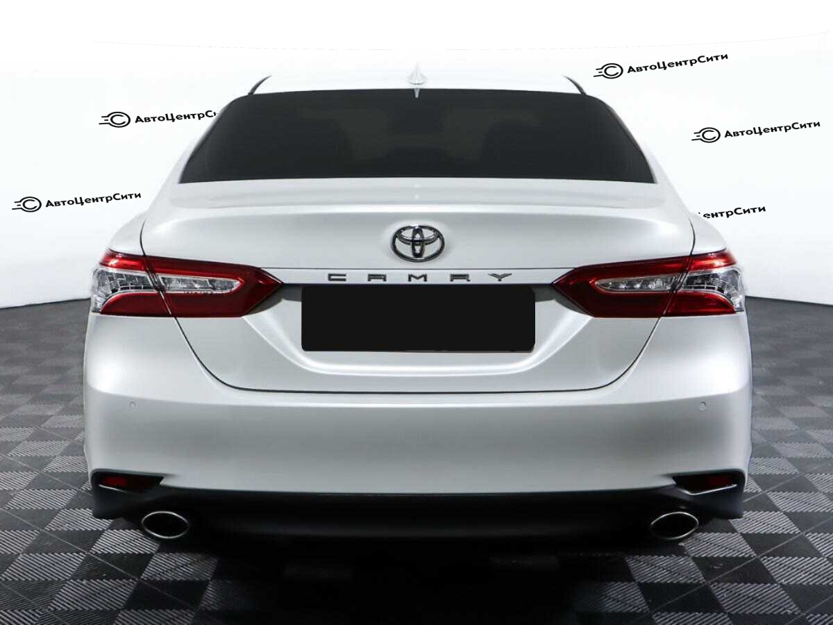 Toyota Camry с пробегом — 2020 год. Фото: #5