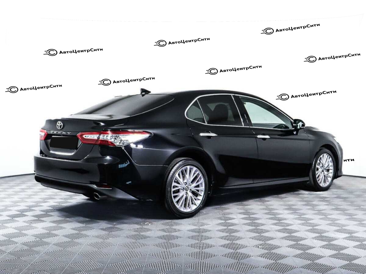 Toyota Camry с пробегом — 2020 год. Фото: #4