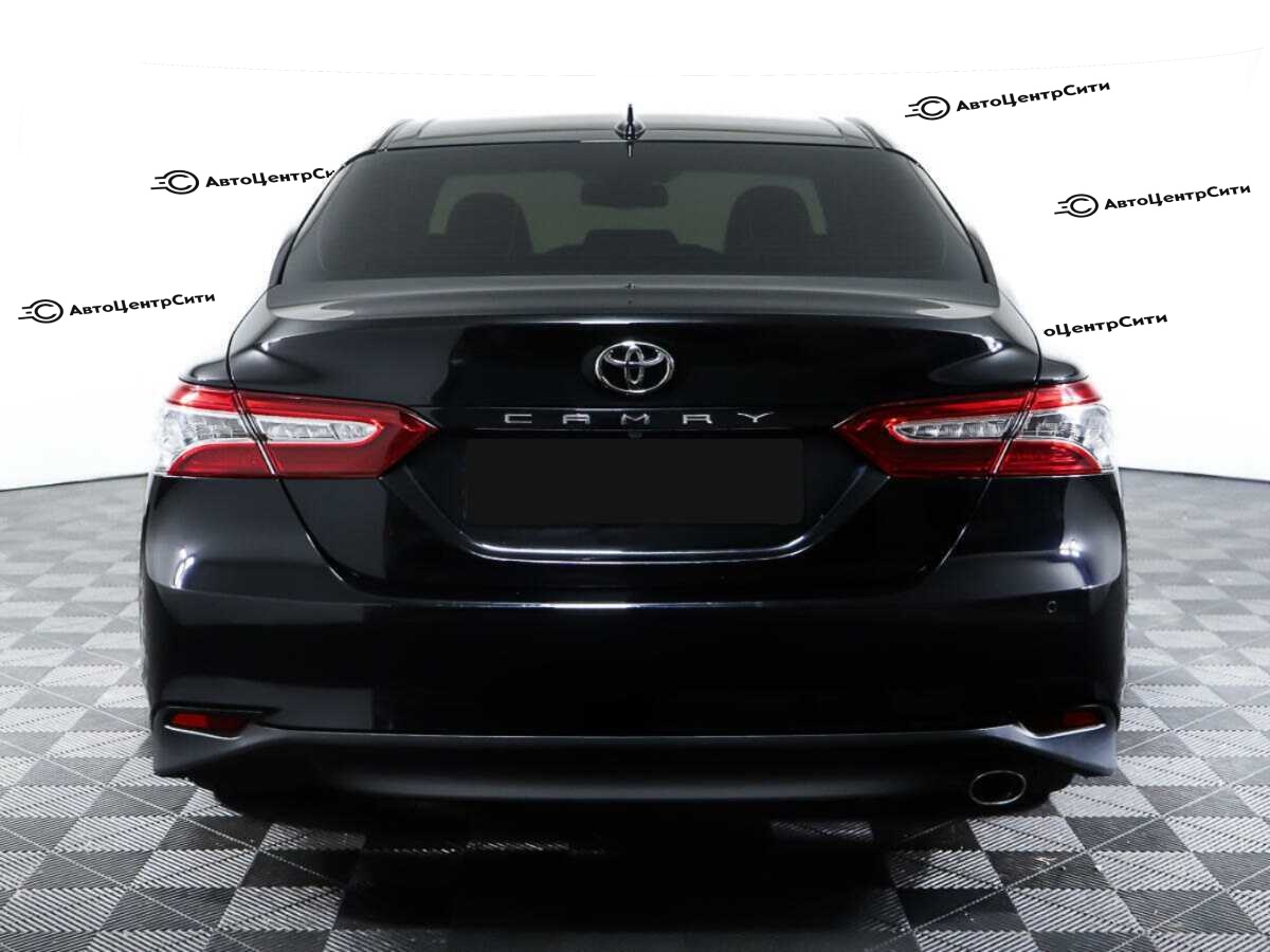 Toyota Camry с пробегом — 2020 год. Фото: #5